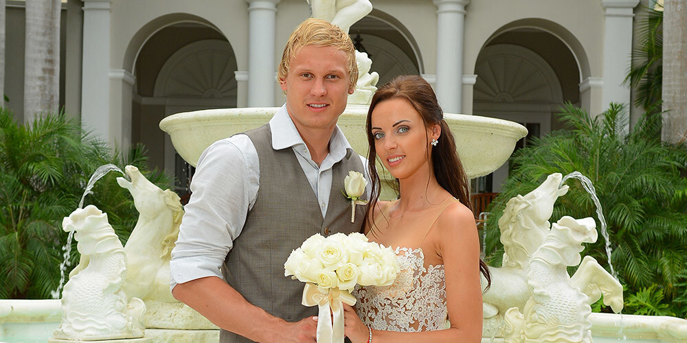 Jānis un Sana savā kāzu dienā.