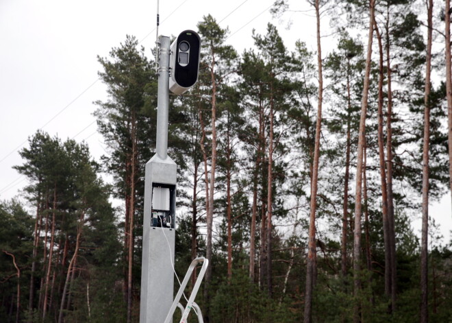 CSDD izdomājusi veidu, kā pasargāt stacionāros fotoradarus no apskādēšanas