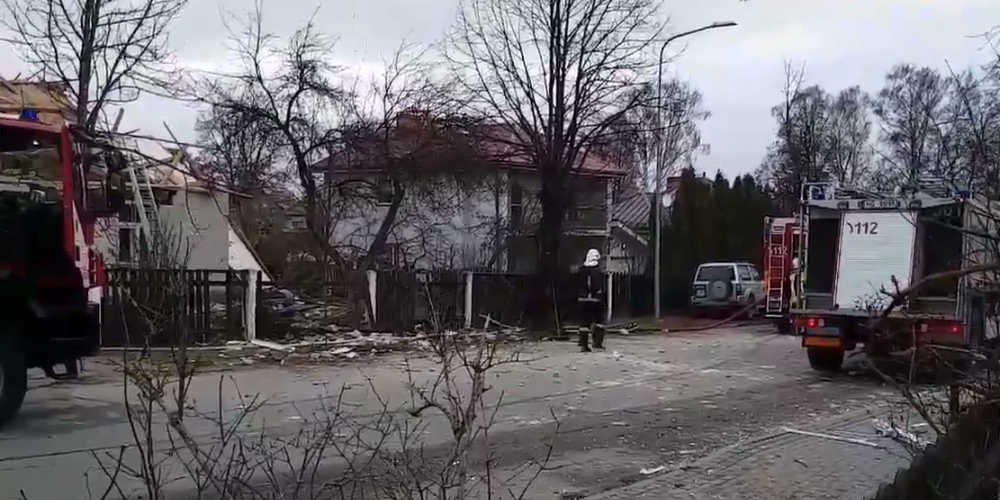 Aculiecinieka uzņemtais kadrs no notikuma vietas.