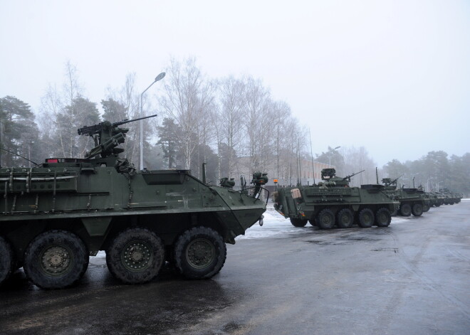 Eiropas Savienība gatavojas atvieglot karavīru un militārās tehnikas pārvietošanu