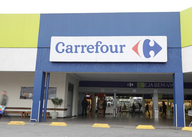 Lielveikalu tīkls "Carrefour" Eiropā atsakās no sprostos dētām olām