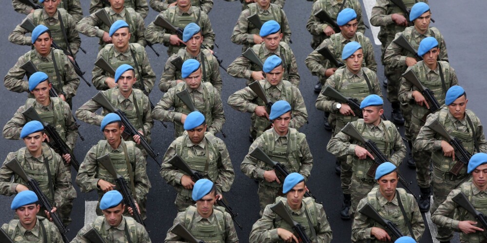 Turcija atsauc 40 karavīrus no NATO mācībām Norvēģijā