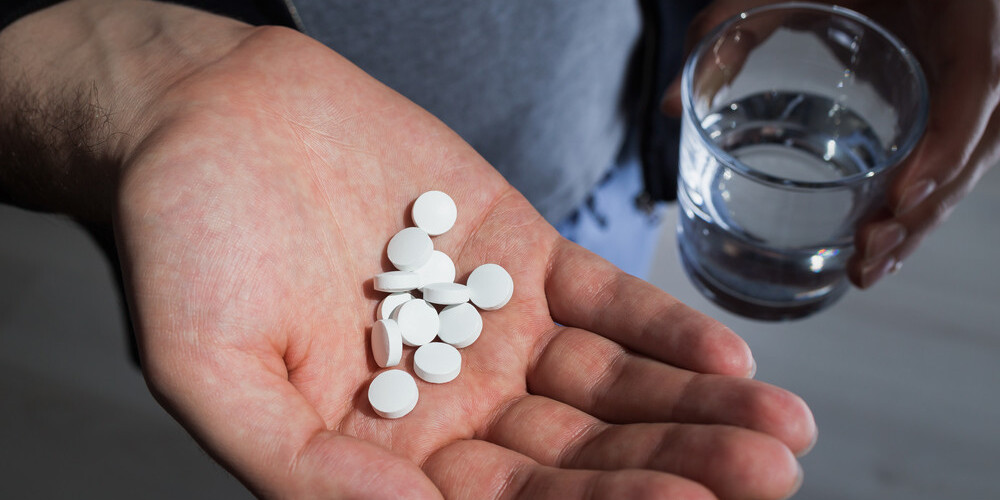 Skumjā realitāte: antidepresantus tagad lieto arvien jaunāki cilvēki