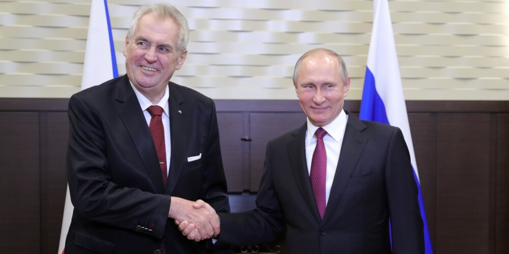 Čehijas prezidents skubina atcelt Krievijai noteiktās ES sankcijas