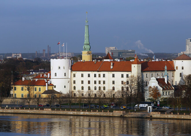 Valsts prezidenta kanceleja iepirks veselības apdrošināšanas pakalpojumus