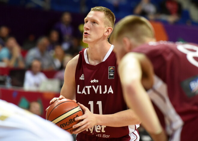 Latvijas basketbola izlase šodien Rīgā cīnīsies pret Zviedriju 