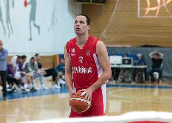 Bijušais Izraēlas izlases basketbolists paziņo, ka ir gejs