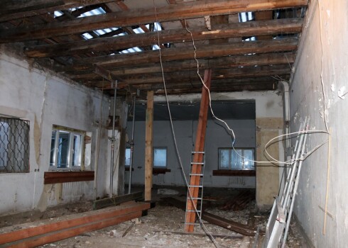 Telpas tiek pielāgotas akadēmijas katedru ikdienas mācību procesam.