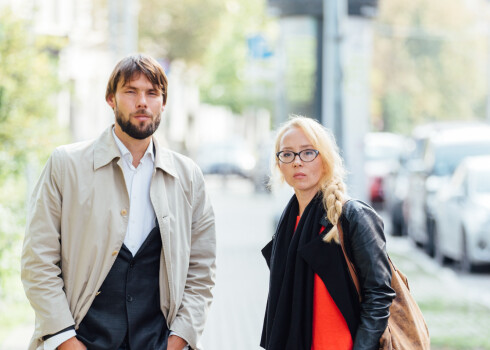 Režisors Jānis Nords un aktrise Ieva Puķe, kura filmā "Ar putām uz lūpām" spoži atveido galvenā varoņa sievu Janu.