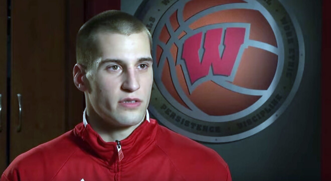 Brusts atzīst, ka Lietuvā piedzīvojis kultūras šoku, tāpēc ilgas pēc mājām bijušas lielākas nekā gaidīts.