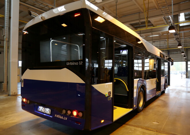 "Rīgas satiksme" šogad iegādājusies 68 jaunus transportlīdzekļus; pasažierus pārvadās tikai ar sešiem