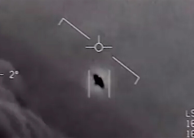 Citplanētieši pastāv? Pentagons publicējis atslepenotus video, kuros redzami NLO