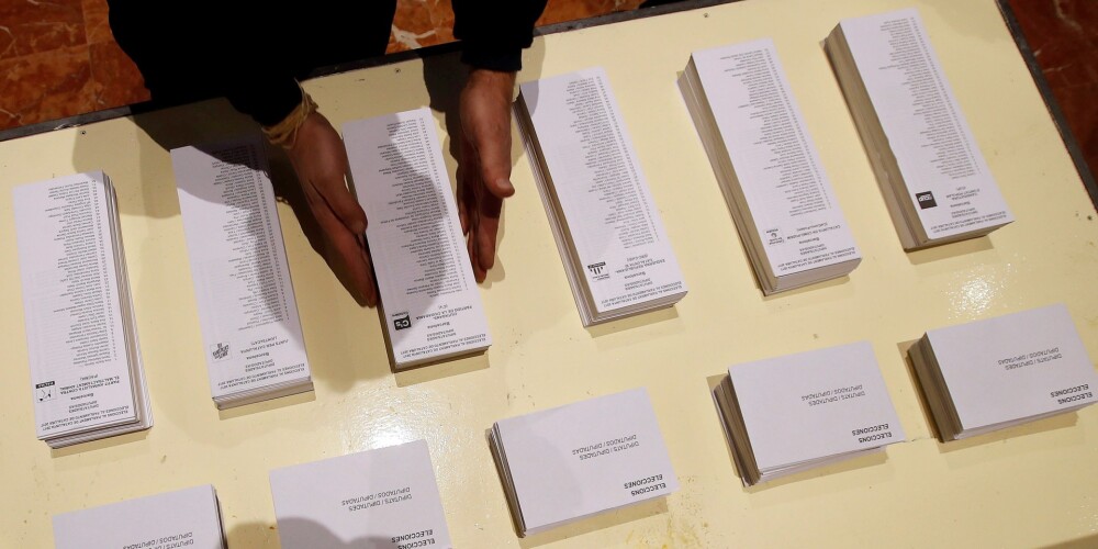 Katalonijā šodien parlamenta vēlēšanas