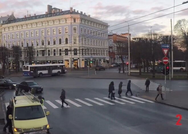 CSDD ar slēpto kameru pamana bīstamu tendenci - Rīgas ielās dominē pirmssvētku steiga