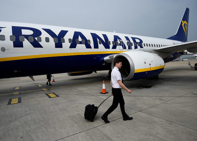 Cīņā par algu un labākiem darba apstākļiem "Ryanair" piloti Vācijā rīkos streiku