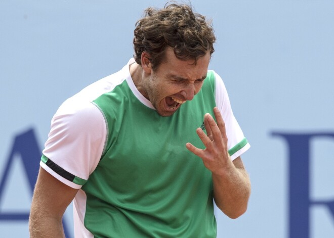 Ernests Gulbis nepiedalīsies Austrālijas atklātajā čempionātā