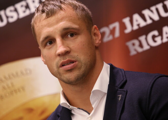 Bokseris Mairis Briedis piedalās preses konferencē, kurā pirms Pasaules boksa supersērijas dueļa aci pret aci tiekas latvietis Mairis Briedis un ukrainitis Oleksandrs Usiks.