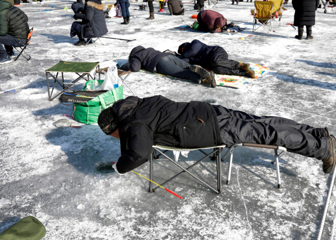 Foto: kamēr Latvijas zemledus makšķernieki skumst un raud, Dienvidkorejā viss notiek