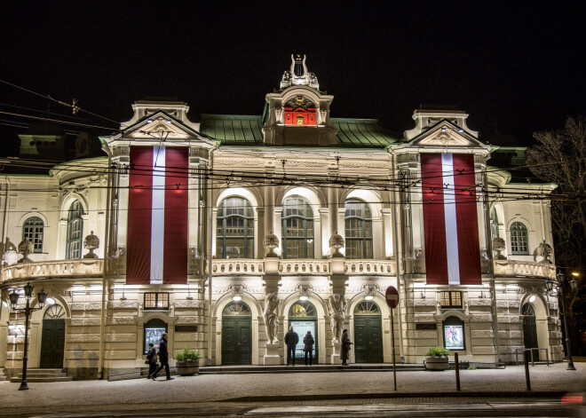 Izsludina 2018. gada gaismas festivāla “Staro Rīga” projektu finansēšanas konkursu