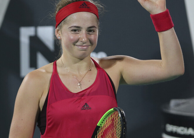 Aļonas Ostapenko treneris uzskata, ka viņa audzēkne ir starp titula pretendentēm "Australian Open"