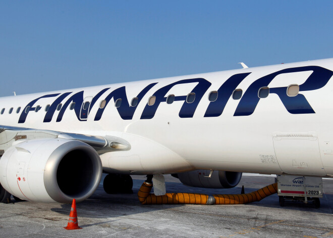 Īsi pēc pacelšanās lidostā "Rīga" paaugstinātas gatavības apstākļos sagaidīta "Finnair" lidmašīna