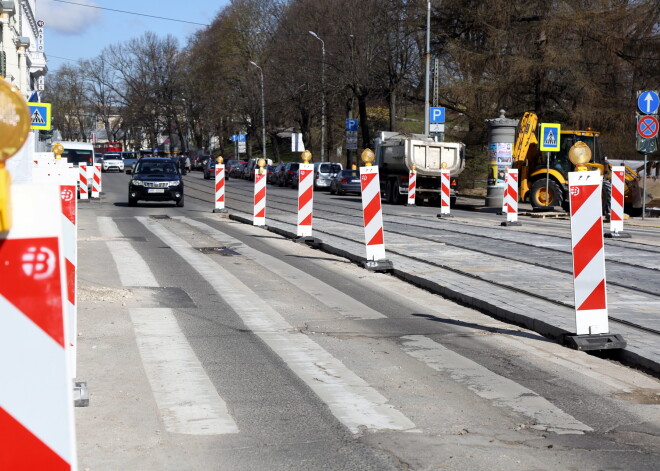 Ierobežos satiksmi Gruzijas parlamenta priekšsēdētāja vizītes laikā