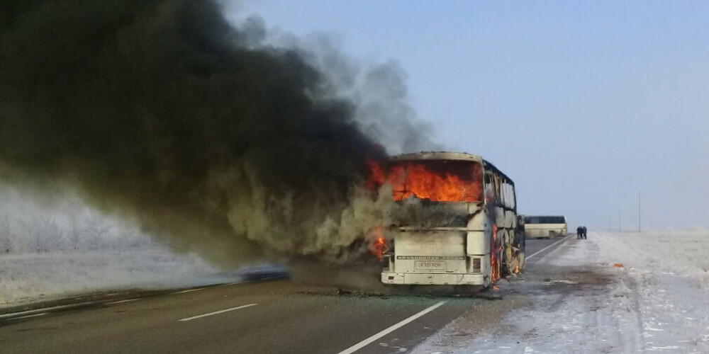 При возгорании автобуса в Казахстане погибли более 50 человек