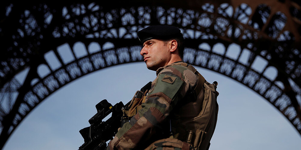 Francija divkāršos budžetu militārajām operācijām ārvalstīs