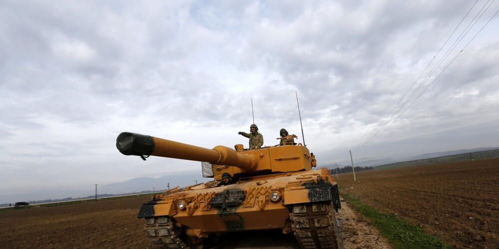 Turcijas armijas spēki šķērsojuši Sīrijas robežu
