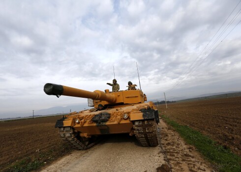 Turcijas armijas spēki šķērsojuši Sīrijas robežu