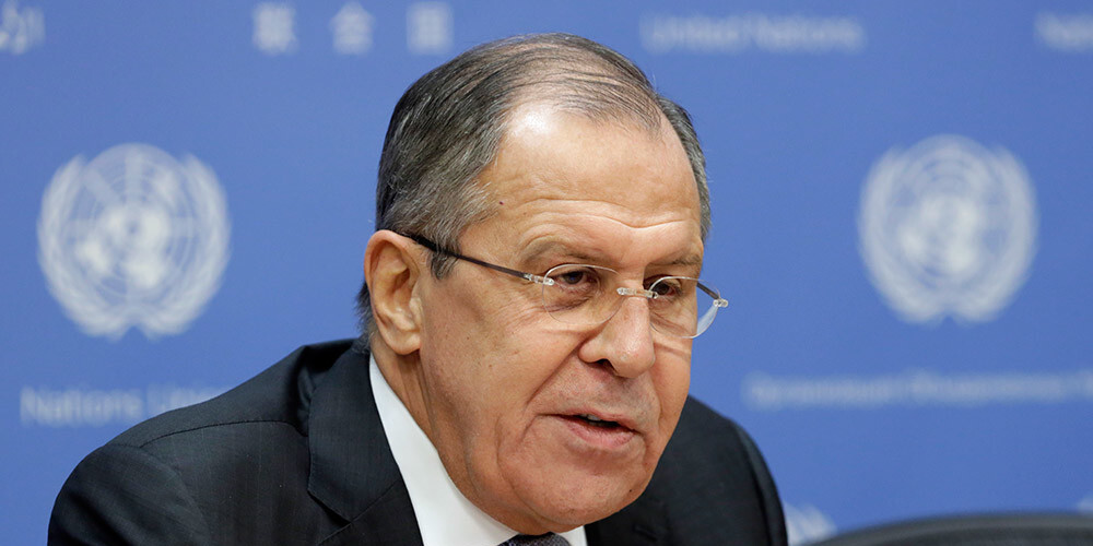 Lavrovs sarūgtināts par plašo rusofobiju un brīdina, ka Krievijai ir savas "sarkanās līnijas"