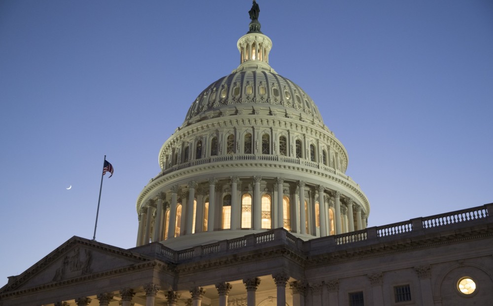 ASV Senātā panākta vienošanās par valdības finansēšanu