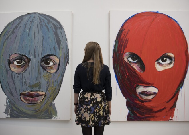 Divi ar "Pussy Riot" saistīti mākslinieki lūguši patvērumu Zviedrijā