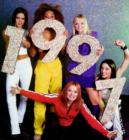 Meiteņu popmūzikas grupa Spice Girls.