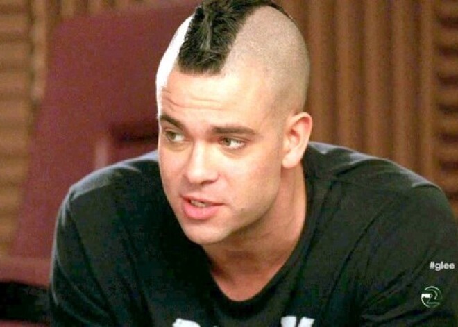 Обвиненный в педофилии Марк Саллинг из сериала «Хор» покончил жизнь самоубийством