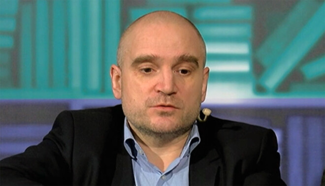 Ošlejs uzskata, ka reformas pieņemšana liecina par to, ka valsts aktīvi domā par to, kā pilnveidot ekonomiku, nevis akli reaģē tikai brīžos, kad jau ir problēmas.