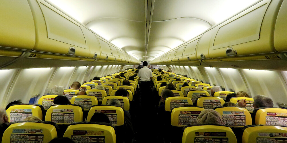 “Ryanair” pasažieriem par atsevišķiem pakalpojumiem nāksies maksāt vairāk