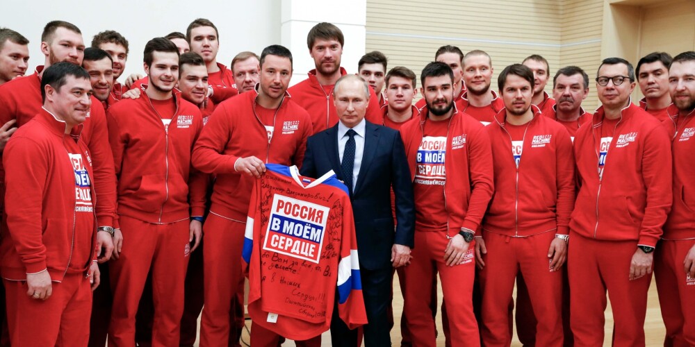 Putins aicina Krievijas sportistus nedomāt par dopinga skandālu un koncentrēties uz uzvaru Olimpiādē