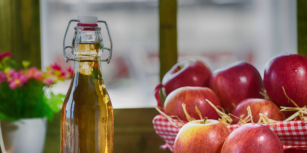 Kā mājās pagatavot īstu ābolu etiķi