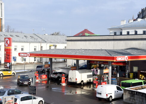 Degvielas uzpildes stacija "Circle K".