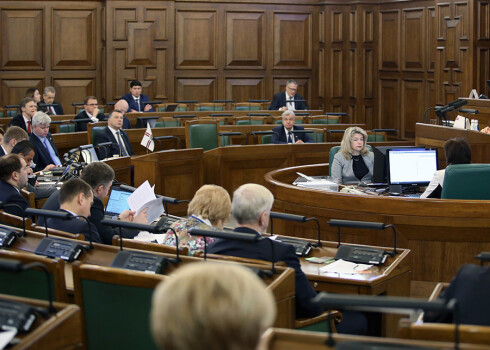 Saeima aicina valdību noteikt sankcijas Magņitska lietā iesaistītajām personām