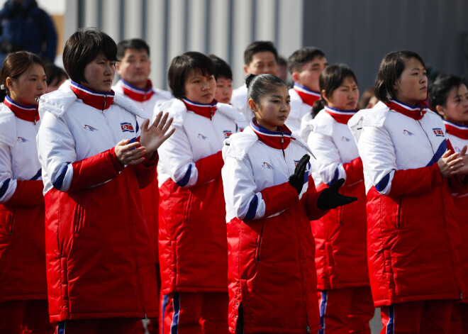 Ziemeļkorejas olimpieši atteikušies no bezmaksas "Samsung" viedtālruņiem