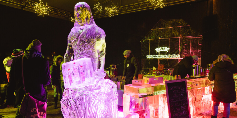 Ledus skulptūru festivāls Jelgavā noslēdzies, bet darbus vēl var apskatīt. FOTO