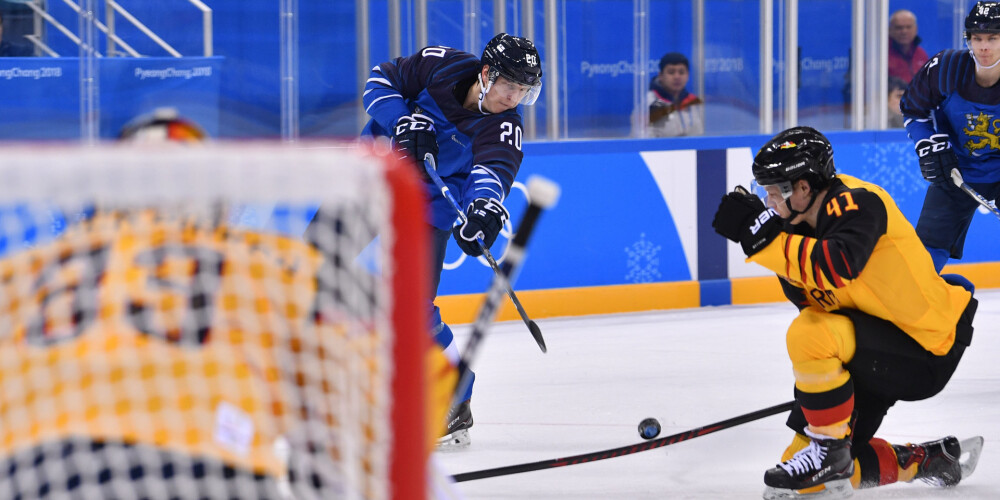 18 gadus vecais somu hokeja talants Tolvanens olimpiskajās spēlēs debitē ar vārtiem un trim piespēlēm