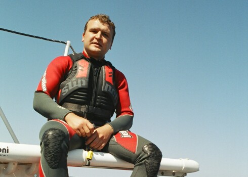 Latvijas bagātākais cilvēks - "ABLV Bank" - līdzīpašnieks Oļegs Fiļs ir kaislīgs ūdensporta cienītājs. Viņam ir gan motorjahtas, gan ūdensmotocikli.