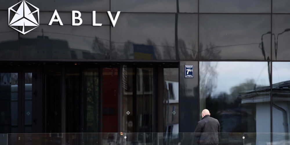 ABLV Bank ir Latvijā 1993. gada 17. septembrī dibināta banka. Par pamatu tai kļuva Latvijas Bankas reģionālā nodaļa Aizkrauklē, tāpēc sākotnēji banka ieguva nosaukumu „Aizkraukles banka”. 1995. gadā tika veiktas izmaiņas bankas akcionāru sastāvā. Par bankas akcionāriem un vadītājiem kļuva Ernests Bernis un Oļegs Fiļs, un kopš tā laika viņi ir strādājuši tikai šajā jomā. 1995. gadā banka sāka paplašināt savu darbību un izveidoja filiāli Rīgā.
