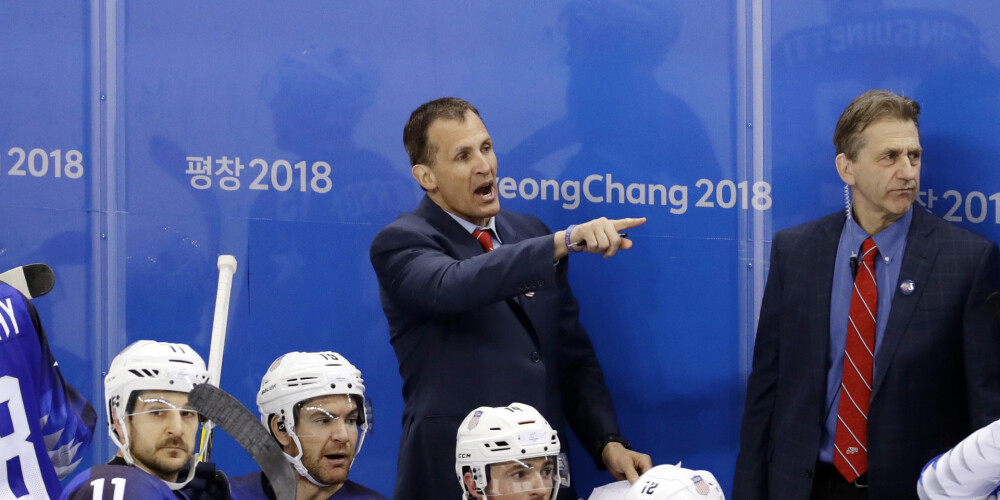 Тренер сборной США по хоккею рассказал, почему не пожал руку Олегу Знарку после разгрома от россиян