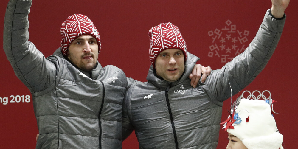 Melbārdis un Strenga izcīna Latvijai pirmo olimpisko medaļu Phjončhanā