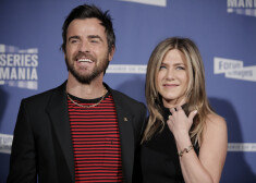 Džastins Terū un Dženifera Anistone.