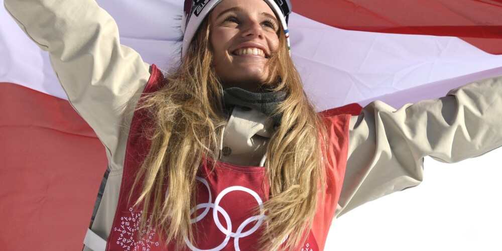 Austriete Gasere kļūst par pirmo olimpisko čempioni snovborda "Big Air" lēcienos